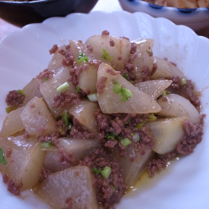 コロコロ大根の簡単ひき肉煮物